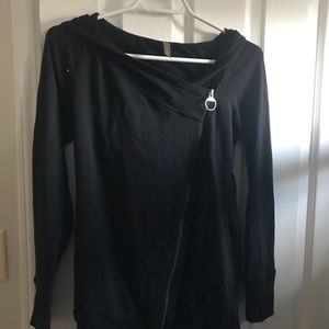 Thyme Maternity hoodie, diagonal zipper size S